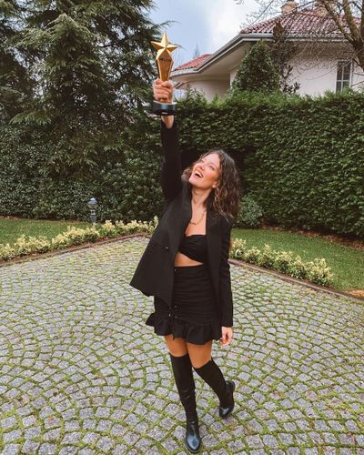 Pelin Akil seksi ifşa fotoğrafı 72982