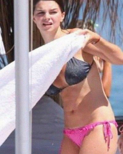 Pelin Karahan seksi ifşa fotoğrafı 24042