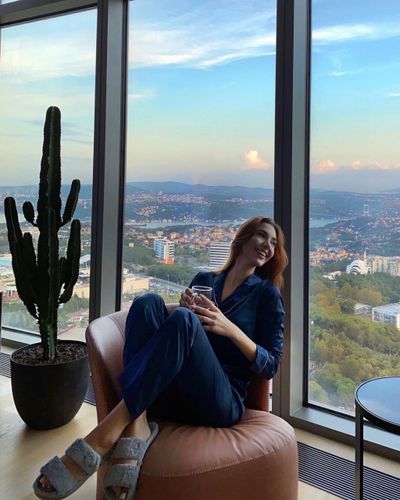 Pelin Uluksar seksi ifşa fotoğrafı 4