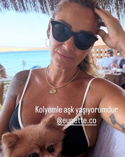 Pınar Altuğ seksi ifşa fotoğrafı 51