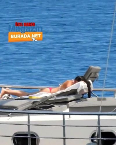 Saadet Özsırkıntı seksi ifşa fotoğrafı 47