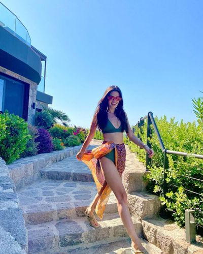 Saadet Özsırkıntı seksi ifşa fotoğrafı 56