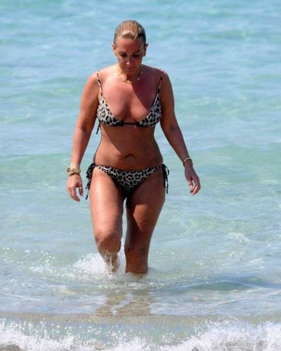 Saba Tümer seksi ifşa fotoğrafı 8