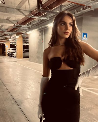 Sahra Şaş seksi ifşa fotoğrafı 33