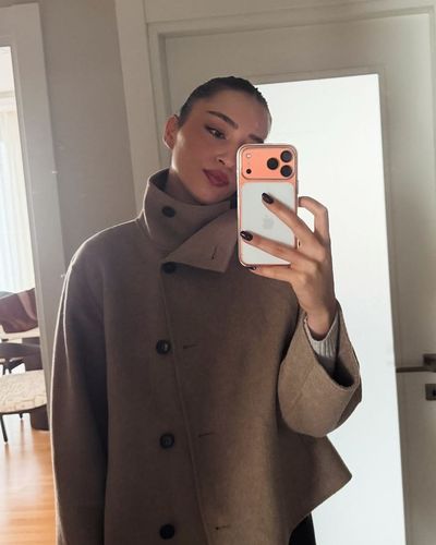 Saliha Şahin seksi ifşa fotoğrafı 46