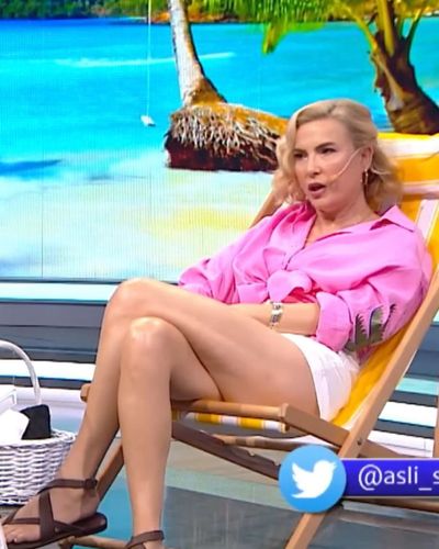 Şebnem Dönmez seksi ifşa fotoğrafı 24