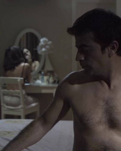 Şebnem Hassanisoughi seksi ifşa fotoğrafı 13 — Geriye Kalan (2012)