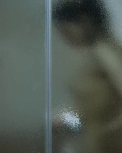 Şebnem Hassanisoughi seksi ifşa fotoğrafı 16 — Geriye Kalan (2012)