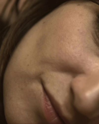 Şebnem Hassanisoughi seksi ifşa fotoğrafı 5 — Geriye Kalan (2012)
