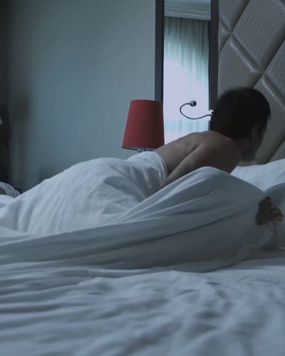 Şebnem Hassanisoughi seksi ifşa fotoğrafı 8 — Geriye Kalan (2012)