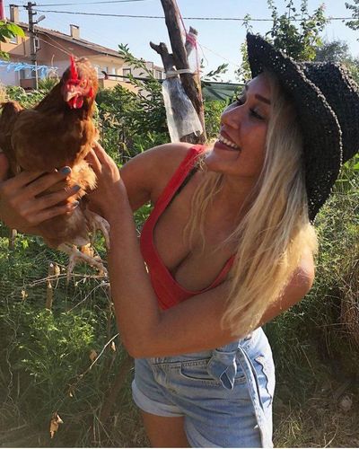 Seda Aktuğlu seksi ifşa fotoğrafı 12