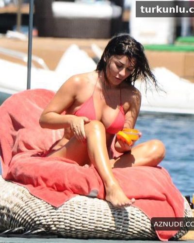 Selen Gorguzel Alkan Sexy On The Beach