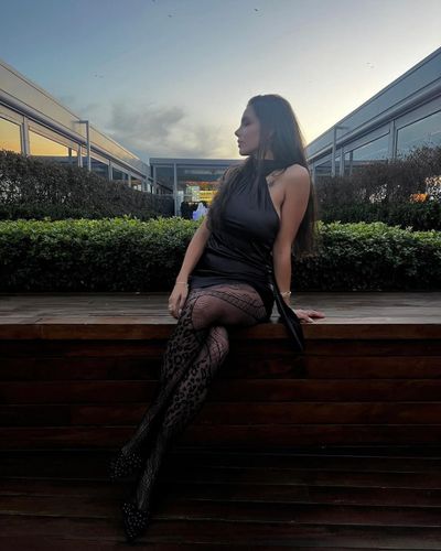 Selen Yakıcı seksi ifşa fotoğrafı 22