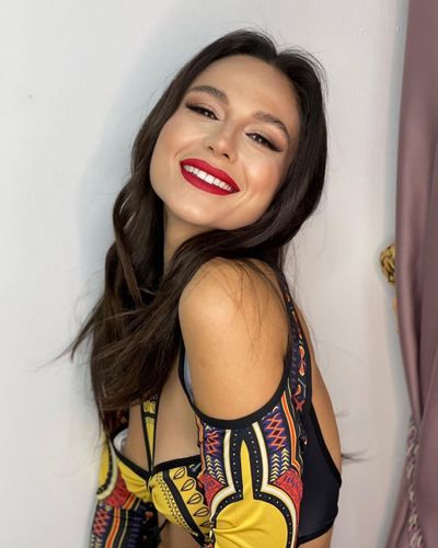 Selin Yeninci seksi ifşa fotoğrafı 100
