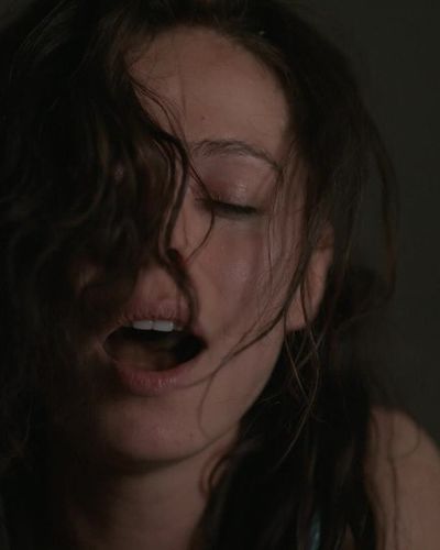 Selin Yeninci seksi ifşa fotoğrafı 15 — İlk ve Son (2021)