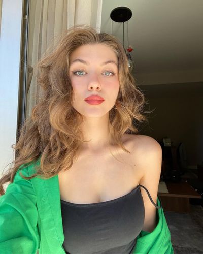 Selinay Taşol seksi ifşa fotoğrafı 17