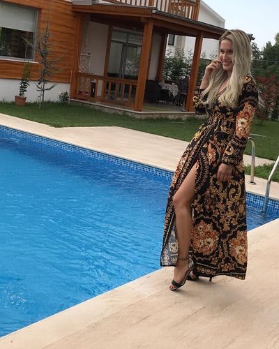 Sema Aydemir seksi ifşa fotoğrafı 133