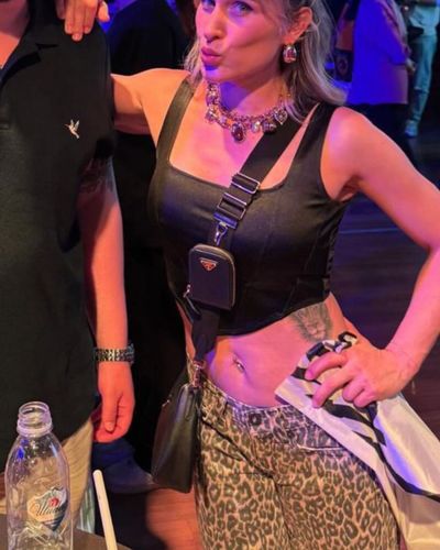 Sema Aydemir seksi ifşa fotoğrafı 201