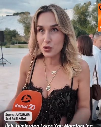 Sema Aydemir seksi ifşa fotoğrafı 209