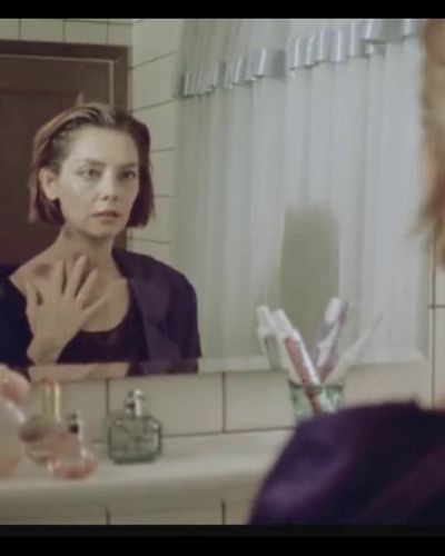 Serap Aksoy seksi ifşa fotoğrafı 6 — C Blok (1994)