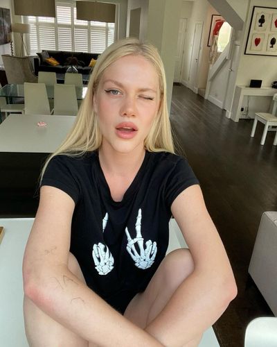 Serel Yereli seksi ifşa fotoğrafı 22672