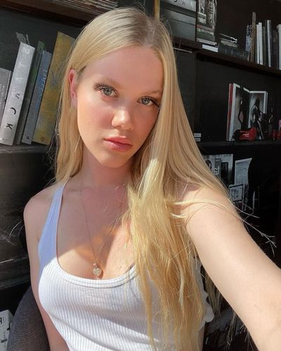 Serel Yereli seksi ifşa fotoğrafı 22658