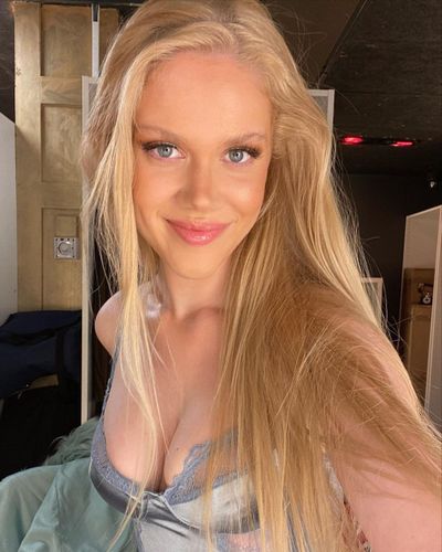 Serel Yereli seksi ifşa fotoğrafı 22651