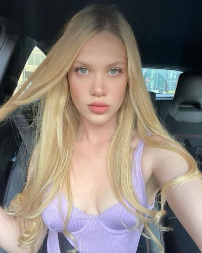 Serel Yereli seksi ifşa fotoğrafı 22644