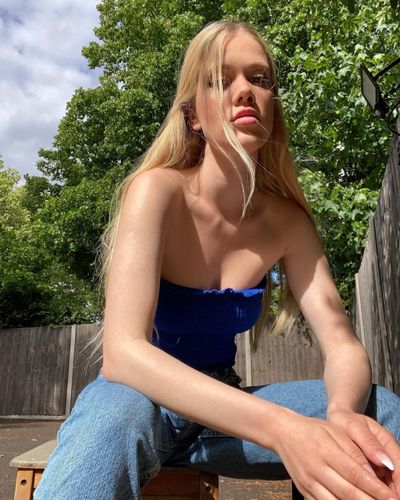 Serel Yereli seksi ifşa fotoğrafı 22624