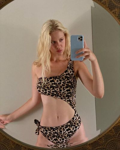 Serel Yereli seksi ifşa fotoğrafı 34