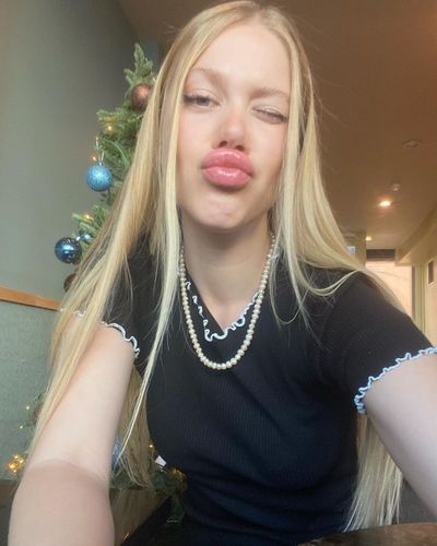 Serel Yereli seksi ifşa fotoğrafı 22556