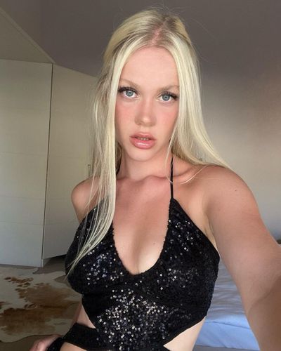 Serel Yereli seksi ifşa fotoğrafı 37