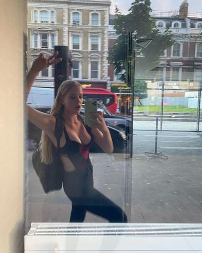Serel Yereli seksi ifşa fotoğrafı 22492