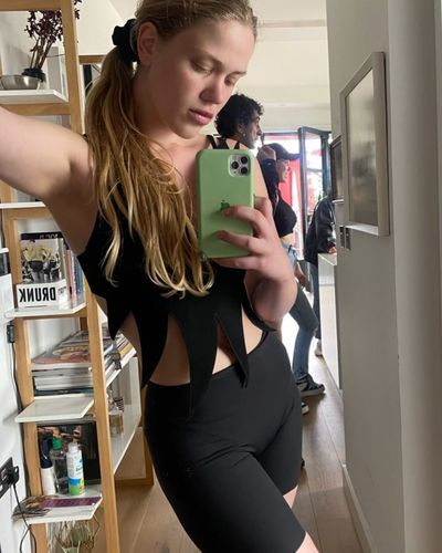 Serel Yereli seksi ifşa fotoğrafı 22490