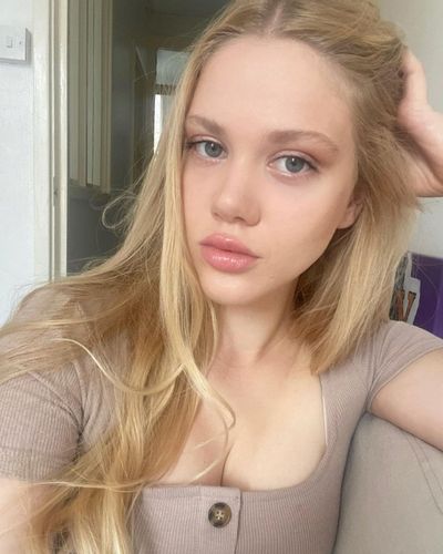 Serel Yereli seksi ifşa fotoğrafı 22439
