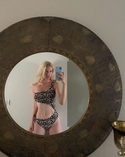 Serel Yereli seksi ifşa fotoğrafı 48
