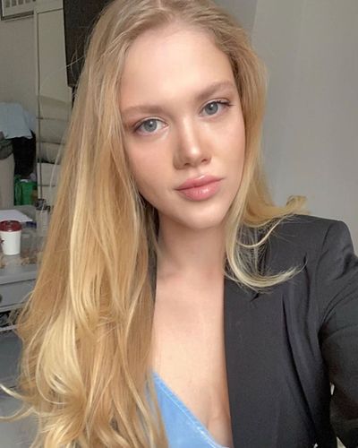 Serel Yereli seksi ifşa fotoğrafı 22407