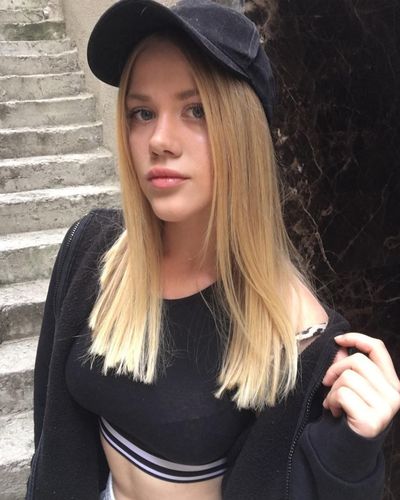 Serel Yereli seksi ifşa fotoğrafı 559