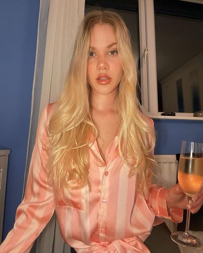 Serel Yereli seksi ifşa fotoğrafı 634