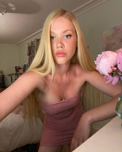 Serel Yereli seksi ifşa fotoğrafı 675
