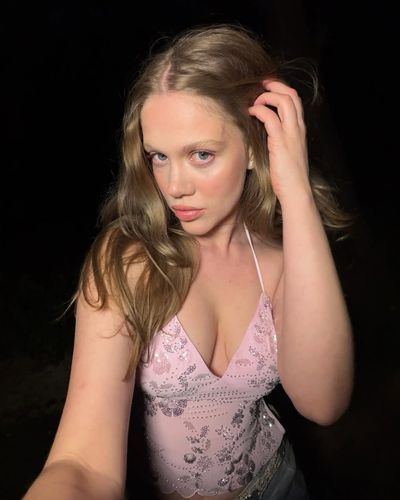 Serel Yereli seksi ifşa fotoğrafı 677