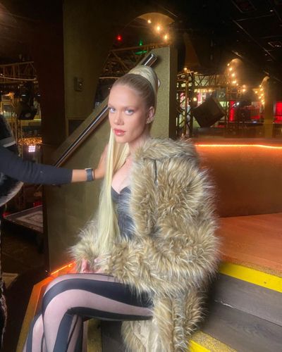 Serel Yereli seksi ifşa fotoğrafı 71