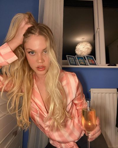 Serel Yereli seksi ifşa fotoğrafı 81