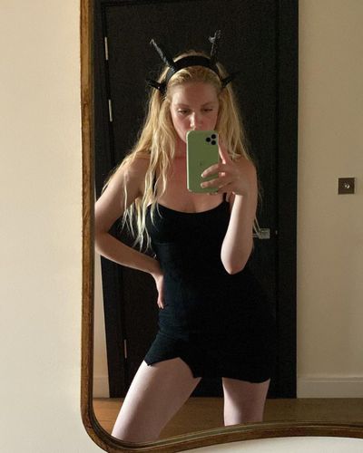 Serel Yereli seksi ifşa fotoğrafı 88
