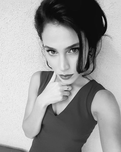 Serenay Aktaş seksi ifşa fotoğrafı 1