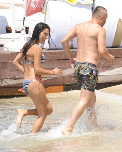 Serenay Aktaş seksi ifşa fotoğrafı 25