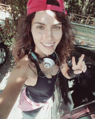 Serenay Aktaş seksi ifşa fotoğrafı 59