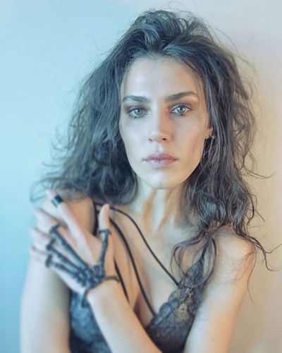 Serenay Aktaş seksi ifşa fotoğrafı 69