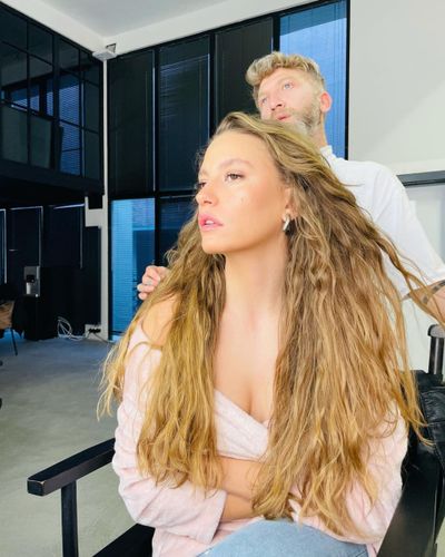Serenay Sarıkaya seksi ifşa fotoğrafı 69423