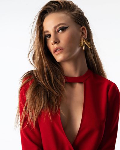 Serenay Sarıkaya seksi ifşa fotoğrafı 69420